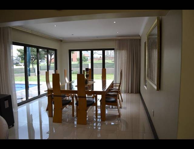 4 BEDROOM PROPERTY TO RENT IN COPPERLEAF ESTATE